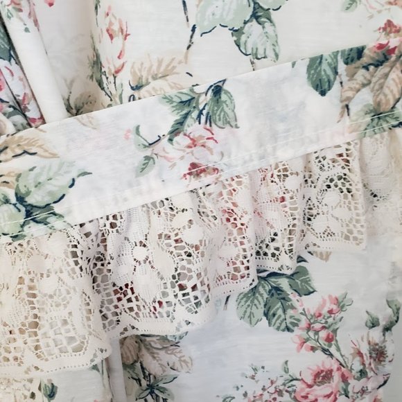 Vtg Priscilla Curtains Antique Rose Lace 84W x 87L - Picture 6 of 10